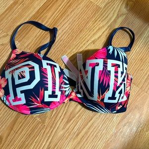 Victoria’s Secret bra 32D push-up with pad